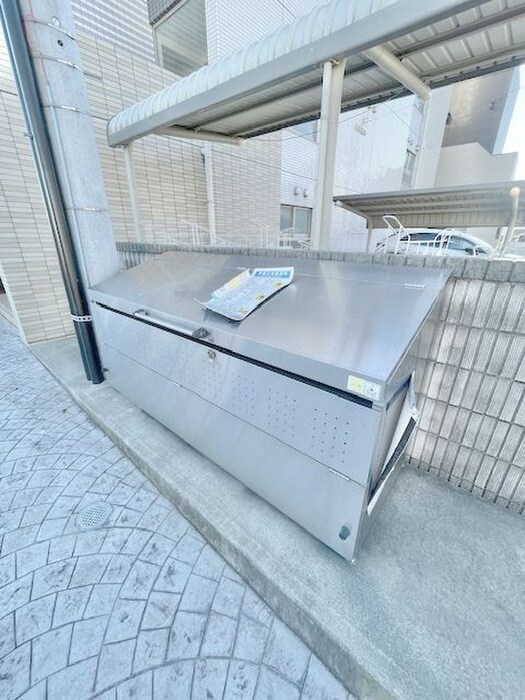 パインズ美園の建物設備