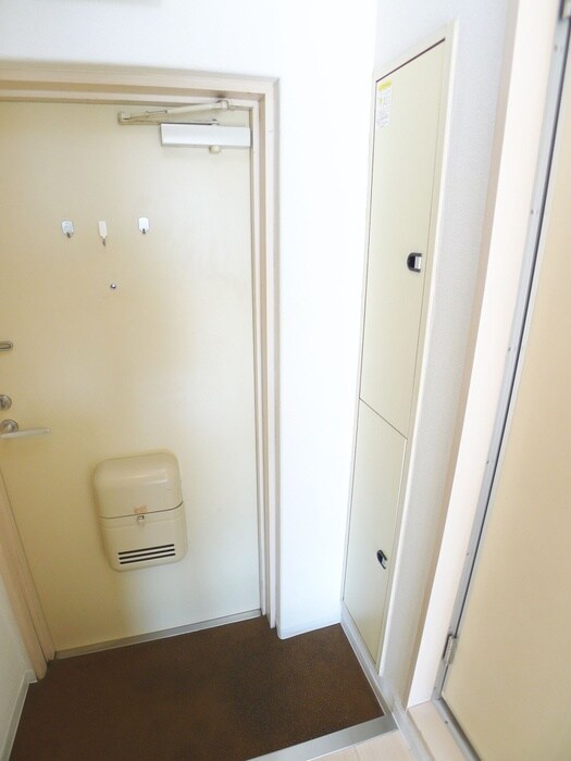物件内観写真11　(靴箱)