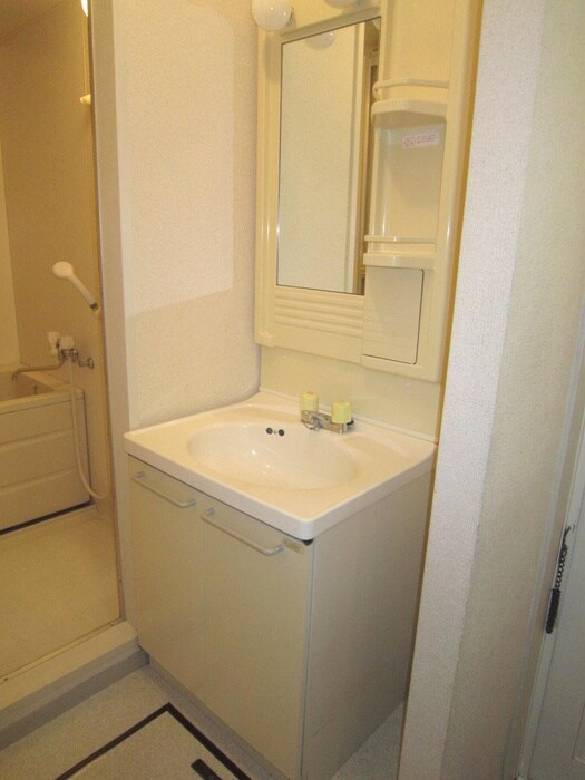 物件内観写真9　(洗面)