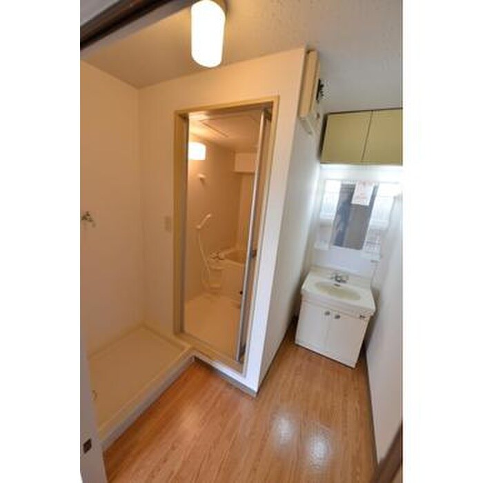 物件内観写真10　(洗面)