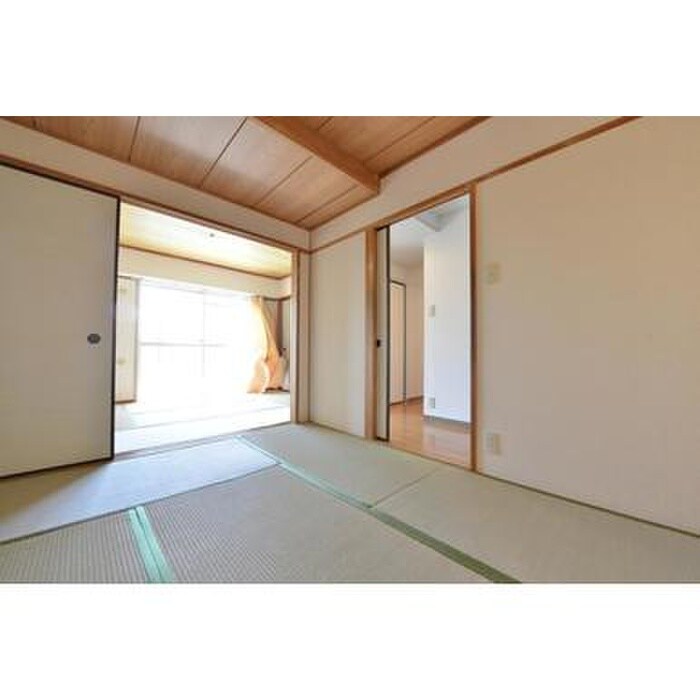 物件内観写真12　(内観写真)