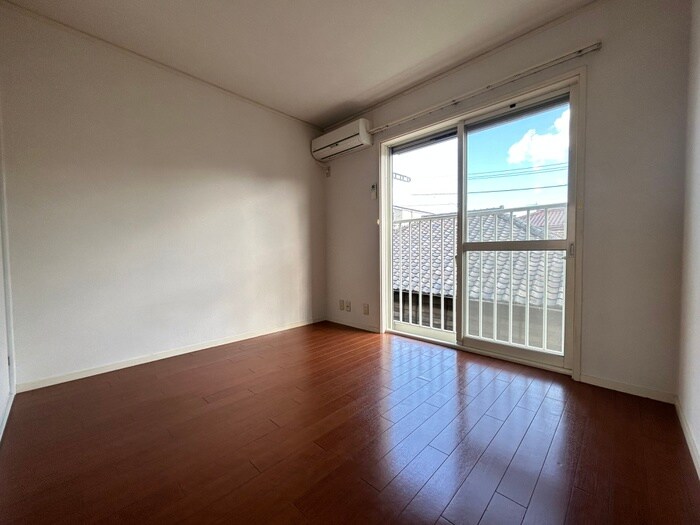 物件内観写真5　(居室)