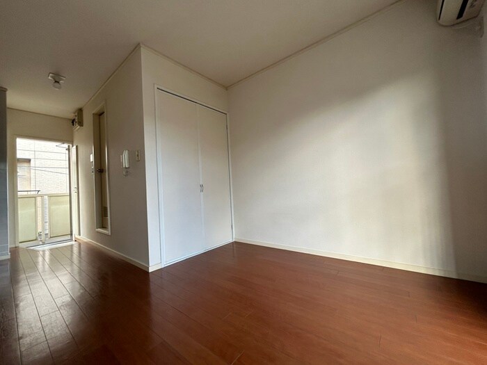 物件内観写真6　(居室)