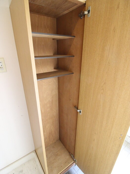物件内観写真12　(靴箱)