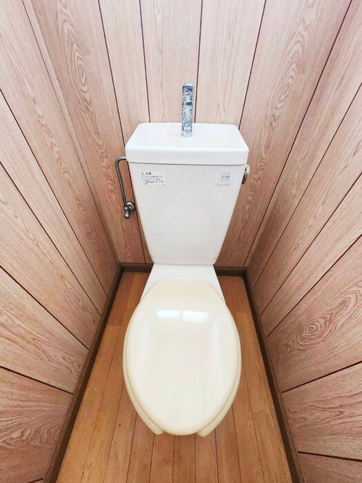 物件内観写真14　(トイレ)