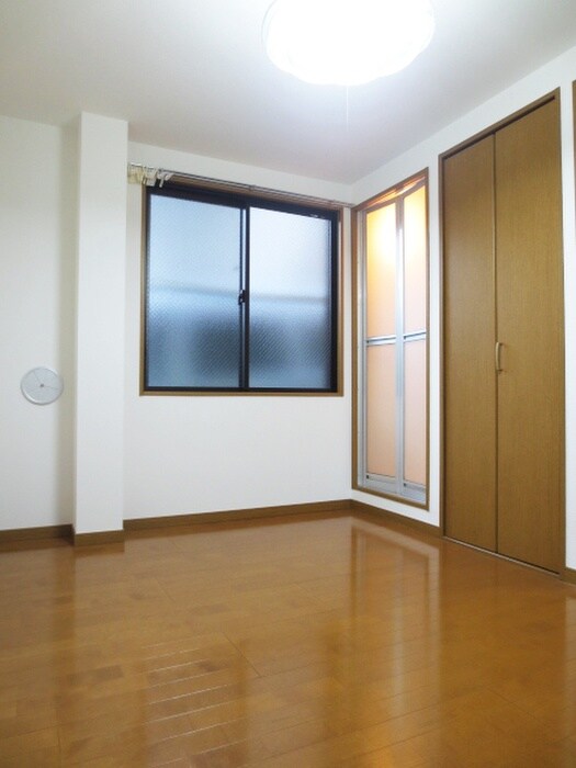 物件内観写真6　(居室)