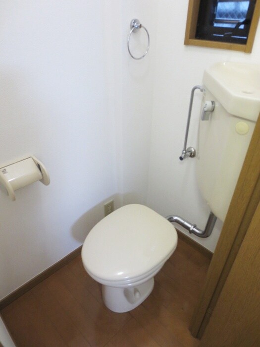 物件内観写真11　(トイレ)