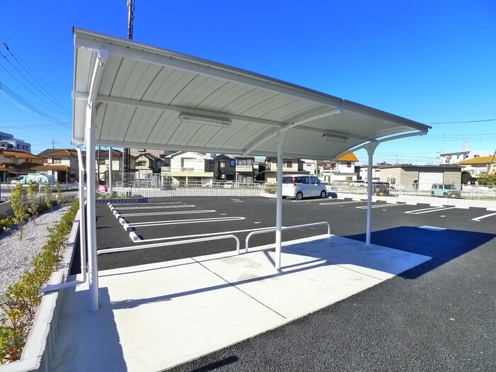 物件外観写真2　(駐輪場)