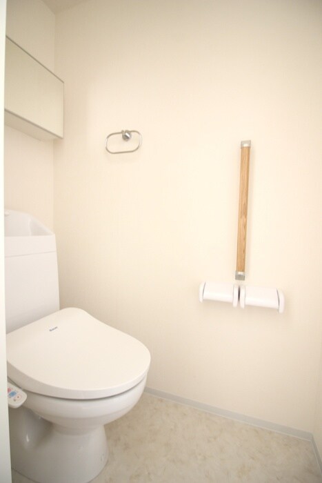 物件内観写真14　(トイレ)