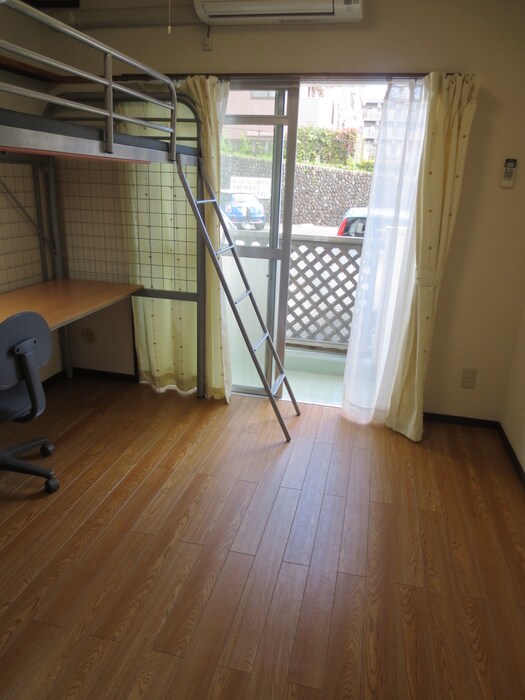 物件内観写真11　(居室)