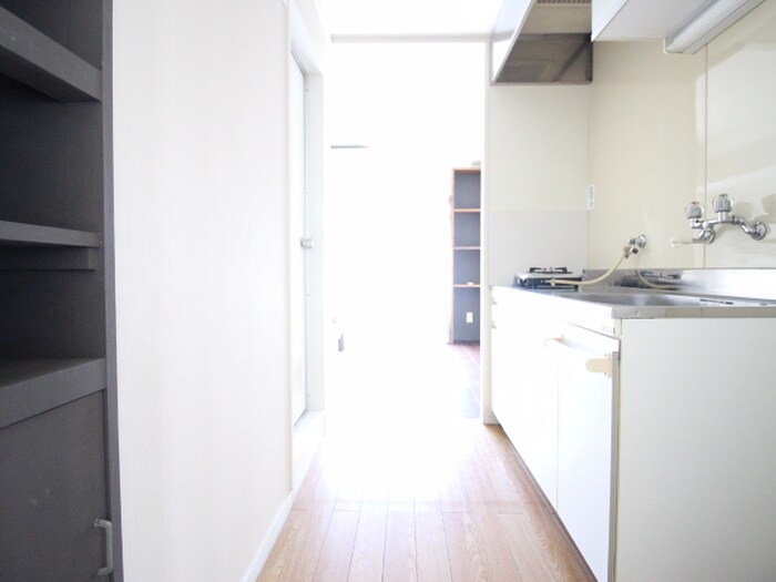 物件内観写真13　(廊下)