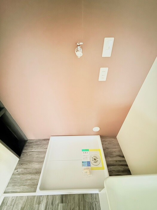 物件内観写真17　(洗濯機置場)