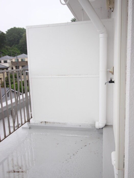 物件内観写真17　(洗濯機置場)