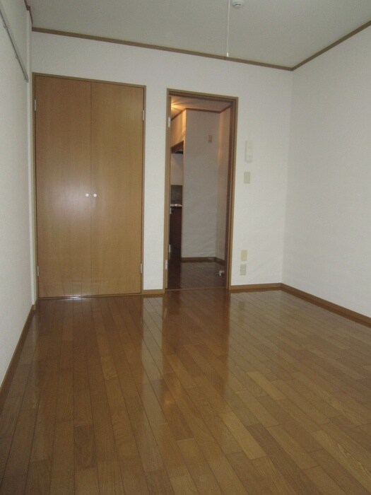 物件内観写真11　(居室)