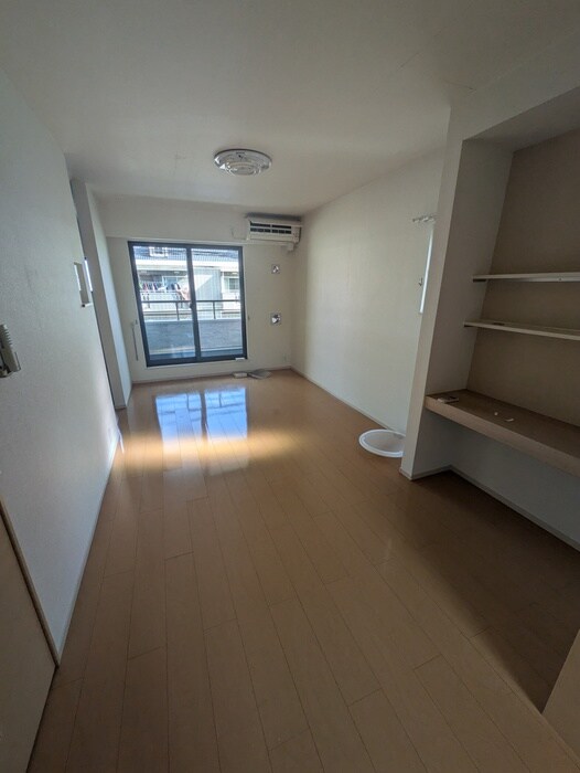 物件内観写真4　(居室)