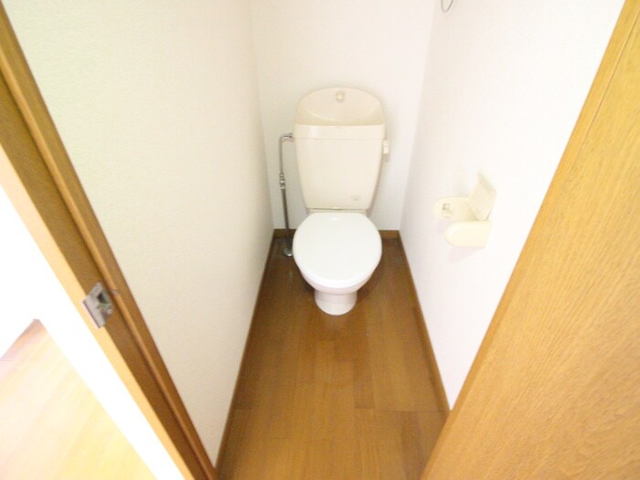 物件内観写真11　(トイレ)