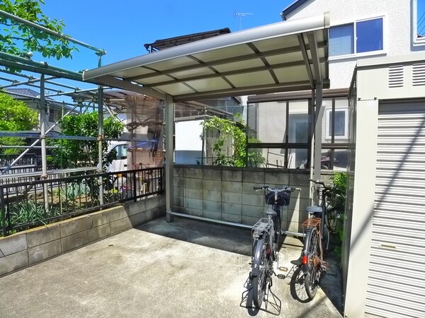 駐輪場
