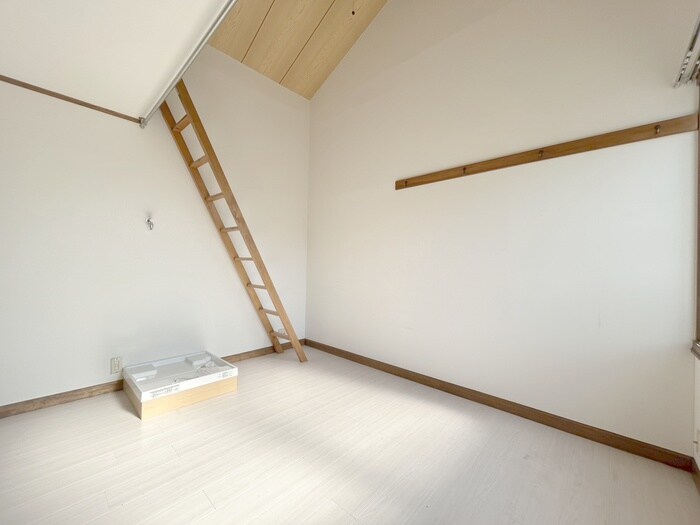 物件内観写真8　(居室)