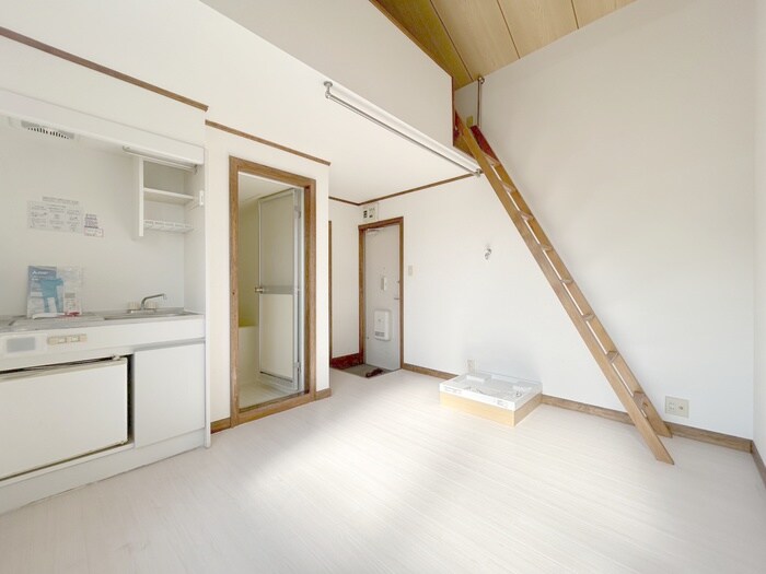 物件内観写真9　(居室)