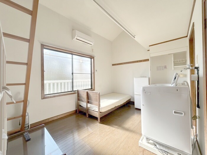 物件内観写真9　(居室)