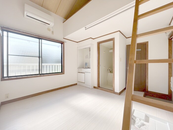 物件内観写真10　(居室)