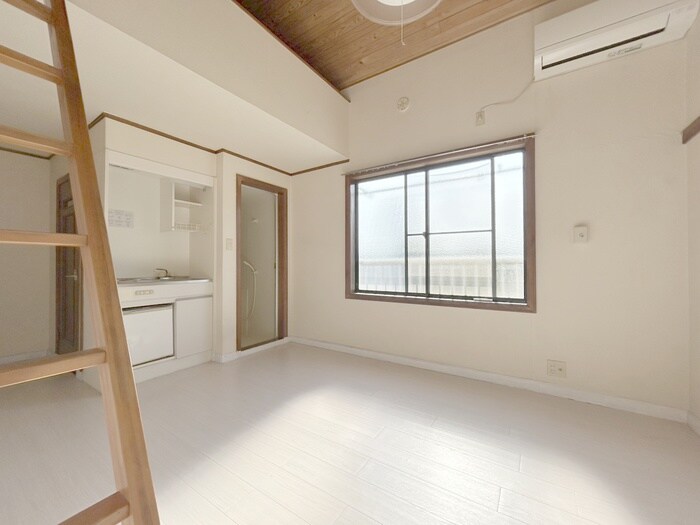 物件内観写真10　(居室)