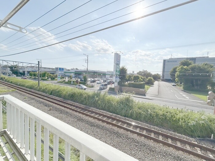 物件内観写真17　(室内からの展望)