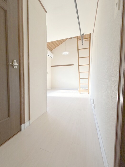 物件内観写真22　(玄関)