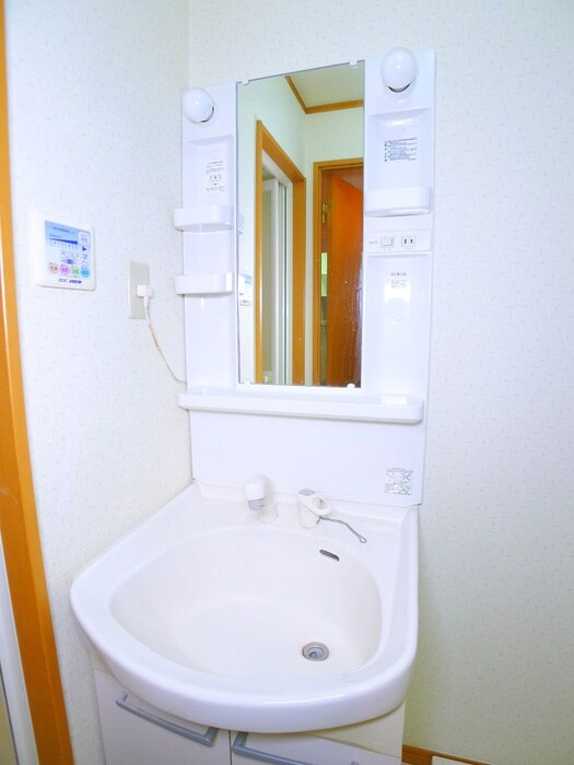 物件内観写真13　(洗面)