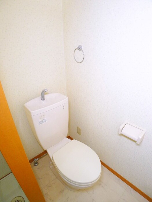 物件内観写真15　(トイレ)