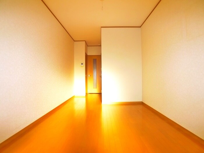 物件内観写真20　(廊下)