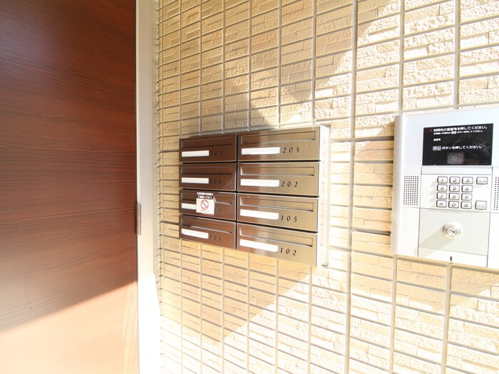 物件外観写真4　(建物設備)