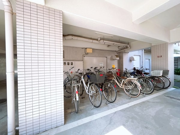 駐輪場