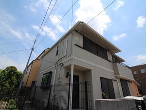 弦巻一丁目貸戸建外観写真