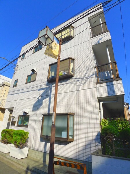 メゾン鶴外観写真