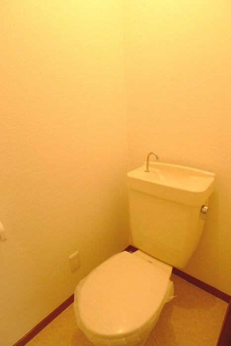 物件内観写真15　(トイレ)