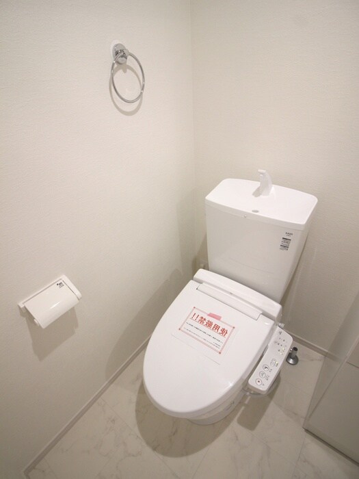 物件内観写真16　(トイレ)