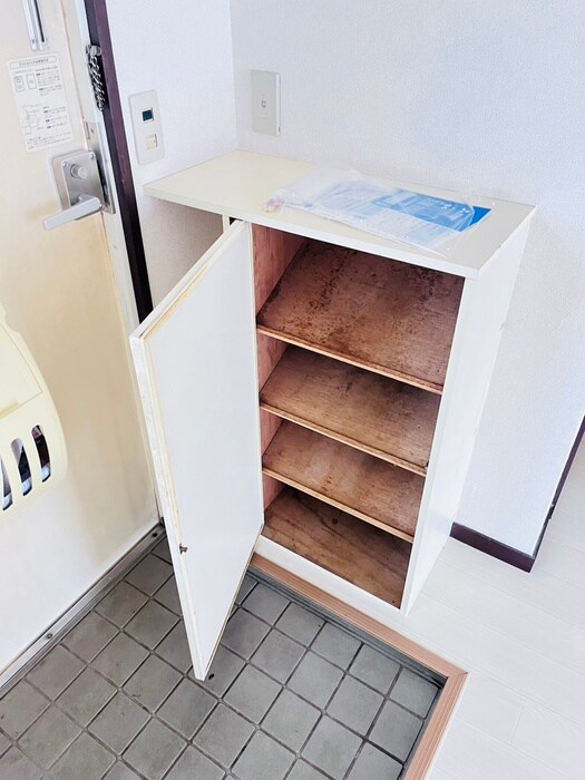 物件内観写真16　(靴箱)