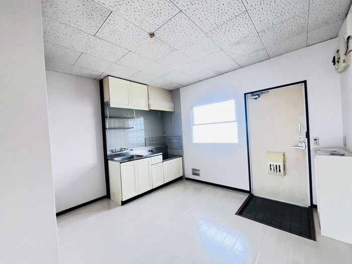 物件内観写真21　(居室)