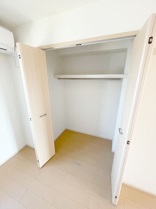 物件内観写真10　(収納)