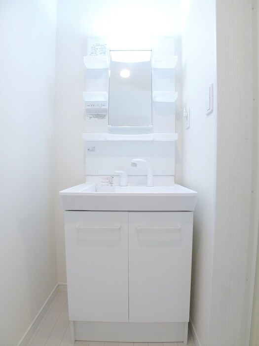 物件内観写真10　(洗面)