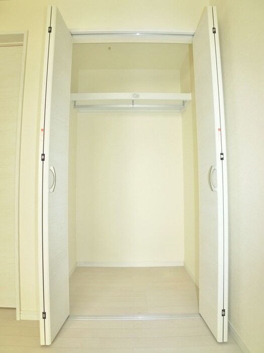 物件内観写真11　(収納)