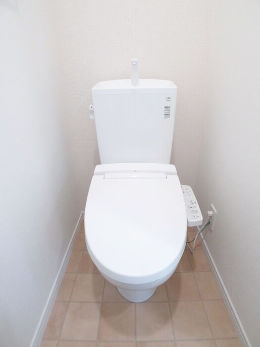 物件内観写真17　(トイレ)