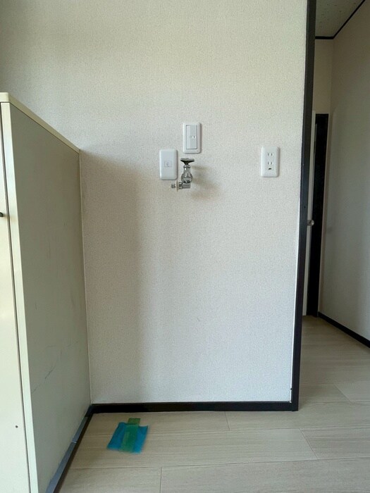 物件内観写真17　(洗濯機置場)