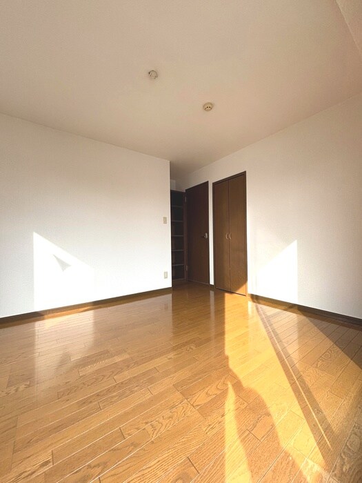 物件内観写真18　(居室)