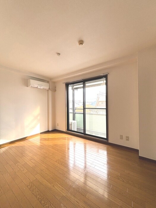 物件内観写真19　(居室)