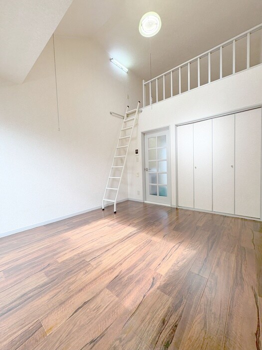 物件内観写真8　(居室)