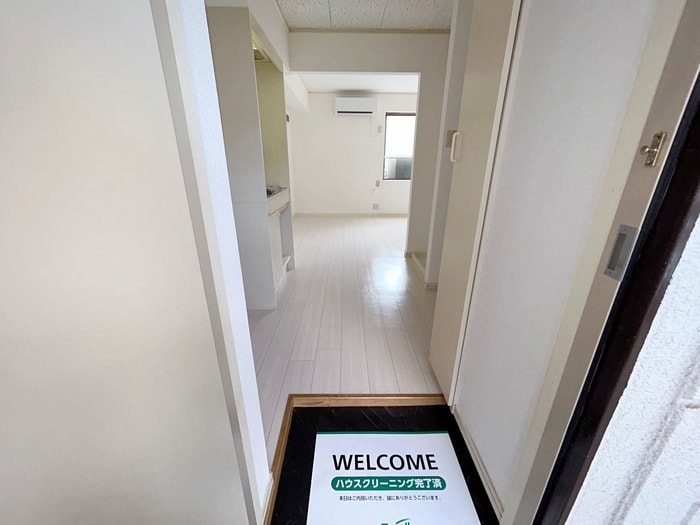 物件内観写真19　(玄関)