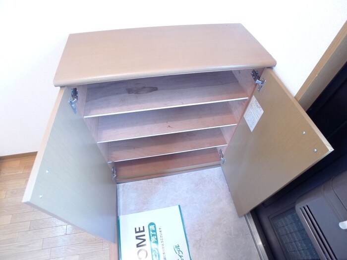 物件内観写真17　(靴箱)