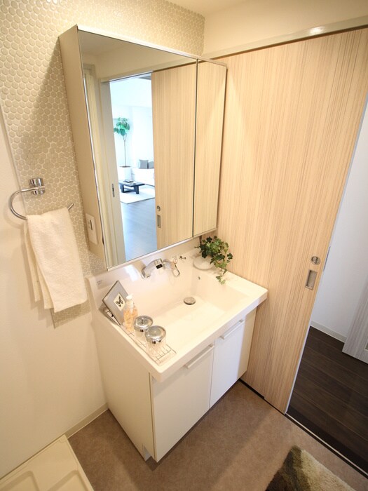 物件内観写真13　(洗面)